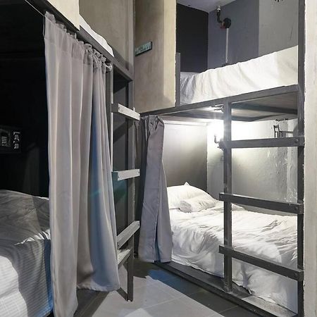 We Hostel And Suites Miraflores By Stand Out Hotels Collection ซานโตโดมิงโก ภายนอก รูปภาพ